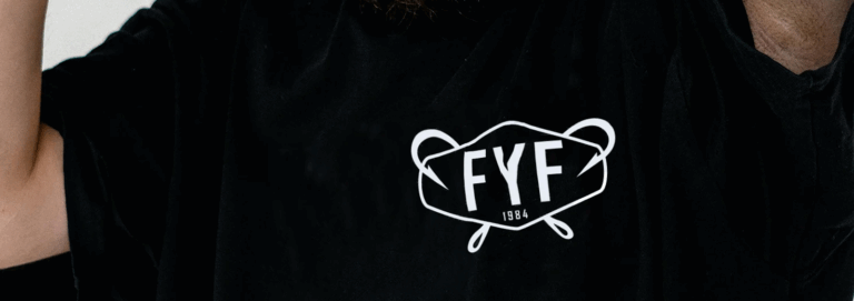 Read more about the article Fishing Gear That Makes You Look Cool While Staying Warm